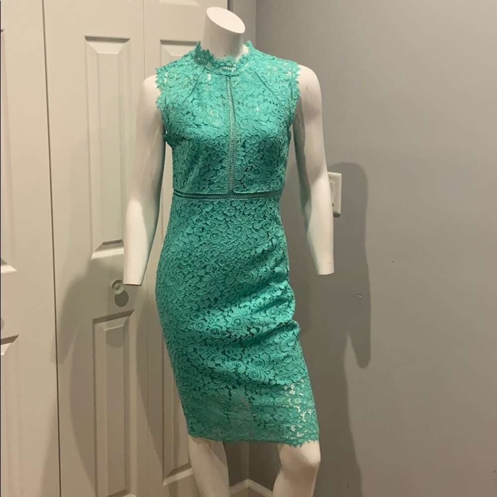 NWOT Bardot size XS, S, and M lace dress - Picture 2 of 9